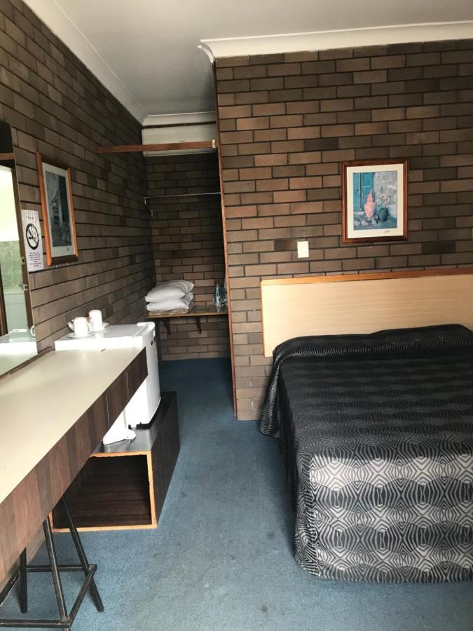 市区汽车旅馆 卧龙岗 外观 照片